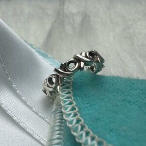 Tiffany & Co. Paloma Picasso Retired XO ring